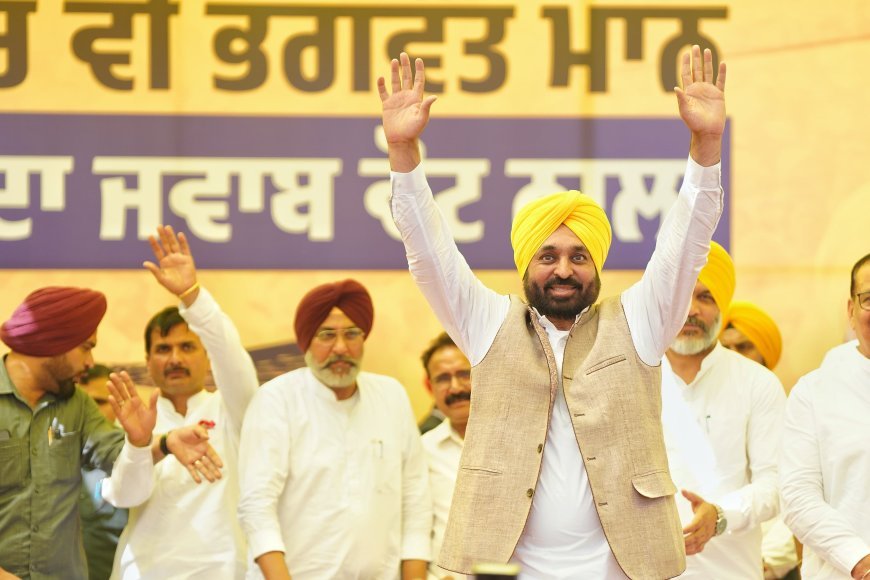 Bhagwant Mann campaigned in Ferozepur Lok Sabha constituency, in a huge public rally appealed to the people to elect AAP candidate Jagdeep Singh Kaka Brar