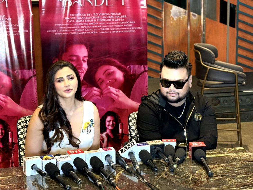 Khudha Ke Bandey: The New Romantic Anthem Featuring Daisy Shah and Siddharth Gupta