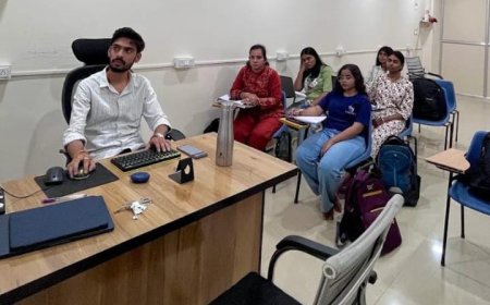 Ampliclicks Academy: Jabalpur’s Premier Digital Marketing Training Institute Empowering Youth with Job-Ready Skills