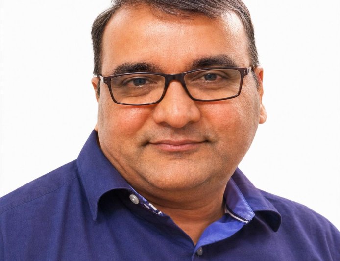 Jignesh Jani Advocates Peace, Positivity and Social Responsibility in Challenging Times